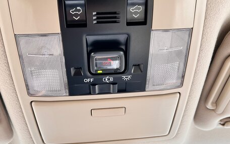 Toyota Land Cruiser Prado 150 рестайлинг 2, 2019 год, 5 600 000 рублей, 15 фотография