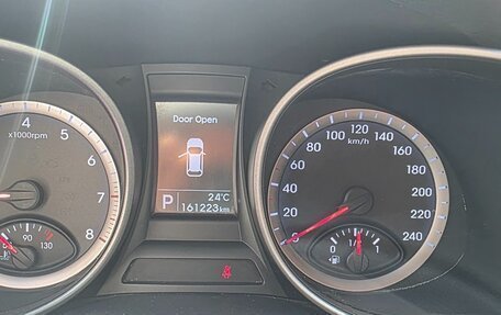 Hyundai Santa Fe III рестайлинг, 2012 год, 1 700 000 рублей, 39 фотография