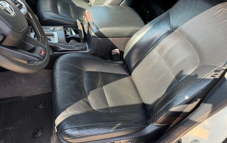 Toyota Land Cruiser 200, 2012 год, 3 750 000 рублей, 11 фотография