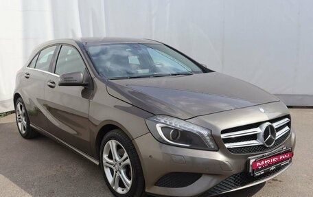 Mercedes-Benz A-Класс, 2013 год, 1 299 000 рублей, 3 фотография