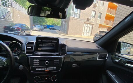 Mercedes-Benz GLE, 2018 год, 3 150 000 рублей, 13 фотография
