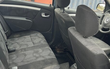 Renault Logan I, 2010 год, 300 000 рублей, 6 фотография