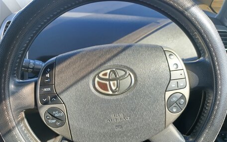 Toyota Prius, 2009 год, 780 000 рублей, 17 фотография