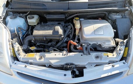 Toyota Prius, 2009 год, 780 000 рублей, 18 фотография