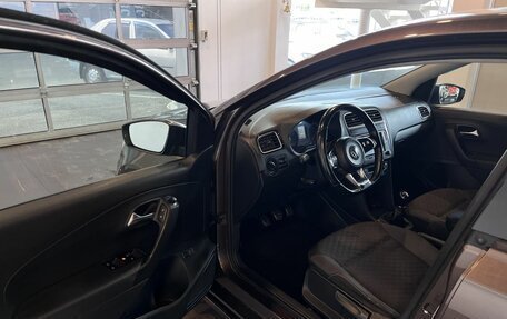 Volkswagen Polo VI (EU Market), 2018 год, 995 000 рублей, 21 фотография