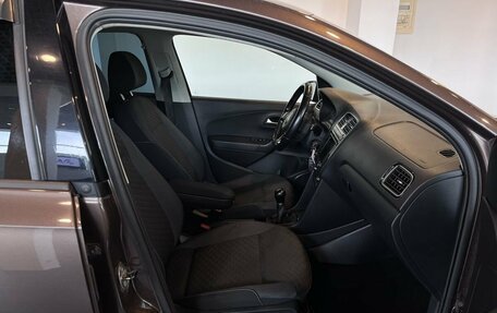 Volkswagen Polo VI (EU Market), 2018 год, 995 000 рублей, 29 фотография
