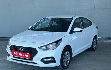 Hyundai Solaris II рестайлинг, 2018 год, 1 050 000 рублей, 3 фотография