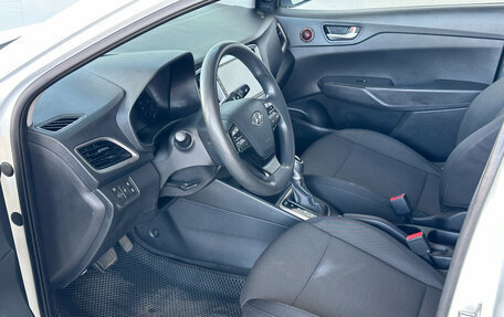 Hyundai Solaris II рестайлинг, 2018 год, 1 050 000 рублей, 10 фотография