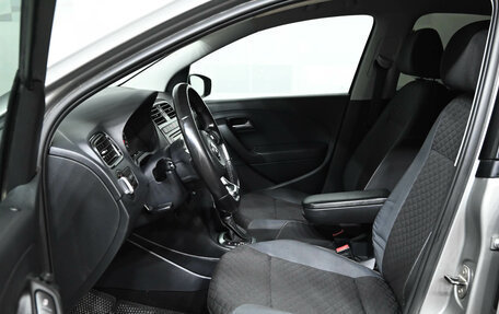 Volkswagen Polo VI (EU Market), 2018 год, 950 000 рублей, 10 фотография