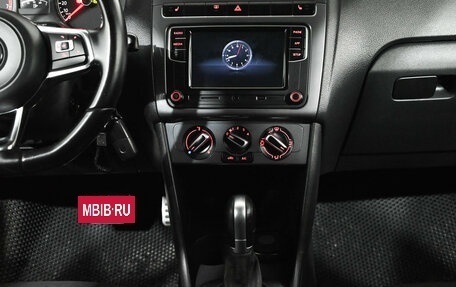 Volkswagen Polo VI (EU Market), 2018 год, 950 000 рублей, 14 фотография