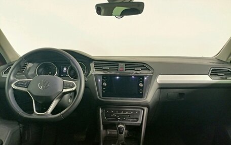 Volkswagen Tiguan II, 2021 год, 3 249 000 рублей, 14 фотография