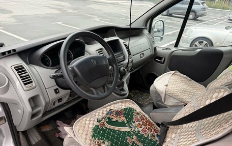 Renault Trafic, 2011 год, 990 000 рублей, 5 фотография