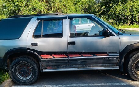 Chevrolet Blazer II рестайлинг, 1997 год, 200 000 рублей, 1 фотография
