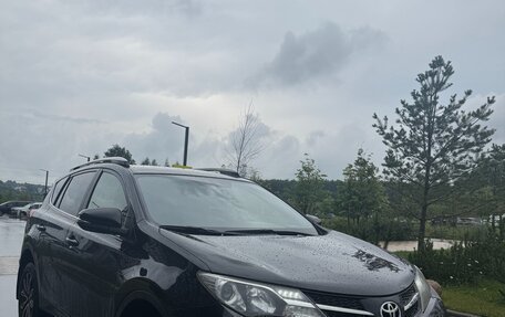 Toyota RAV4, 2014 год, 1 890 000 рублей, 3 фотография