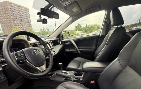 Toyota RAV4, 2014 год, 1 890 000 рублей, 22 фотография