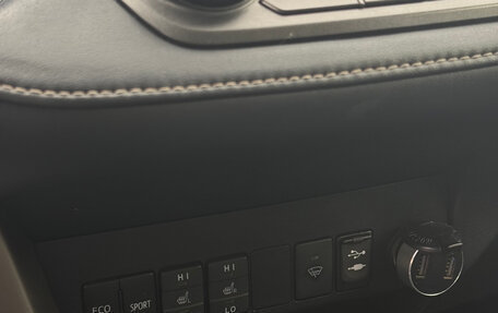 Toyota RAV4, 2014 год, 1 890 000 рублей, 21 фотография