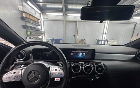 Mercedes-Benz A-Класс, 2020 год, 2 300 000 рублей, 14 фотография