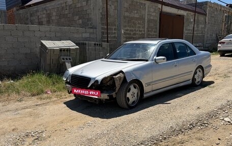 Mercedes-Benz E-Класс, 2000 год, 650 000 рублей, 4 фотография