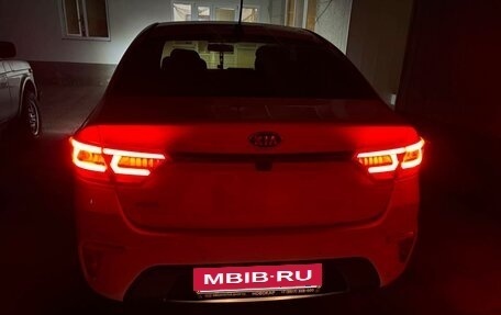 KIA Rio IV, 2017 год, 1 400 000 рублей, 5 фотография