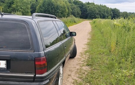 Opel Omega A, 1993 год, 210 000 рублей, 5 фотография