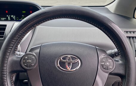 Toyota Prius Alpha I (ZVW40/41), 2014 год, 1 100 000 рублей, 10 фотография