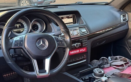 Mercedes-Benz E-Класс, 2015 год, 2 250 000 рублей, 17 фотография