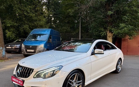 Mercedes-Benz E-Класс, 2015 год, 2 250 000 рублей, 21 фотография