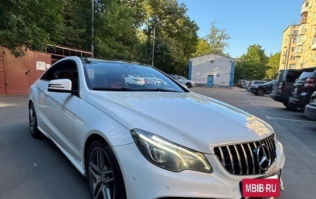 Mercedes-Benz E-Класс, 2015 год, 2 250 000 рублей, 23 фотография