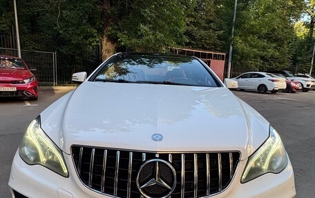 Mercedes-Benz E-Класс, 2015 год, 2 250 000 рублей, 22 фотография