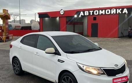 KIA Rio III рестайлинг, 2016 год, 920 000 рублей, 1 фотография