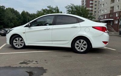 Hyundai Solaris II рестайлинг, 2015 год, 900 000 рублей, 1 фотография