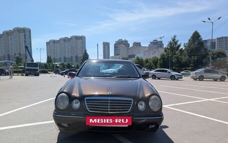 Mercedes-Benz E-Класс, 2000 год, 770 000 рублей, 3 фотография