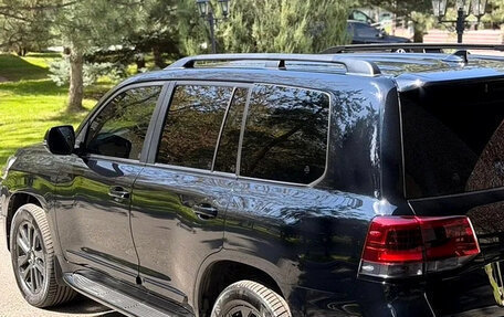 Toyota Land Cruiser 200, 2017 год, 5 400 000 рублей, 3 фотография