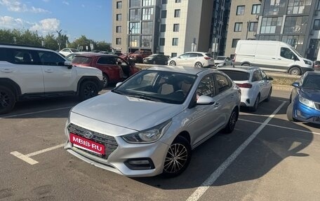 Hyundai Solaris II рестайлинг, 2018 год, 1 050 000 рублей, 2 фотография
