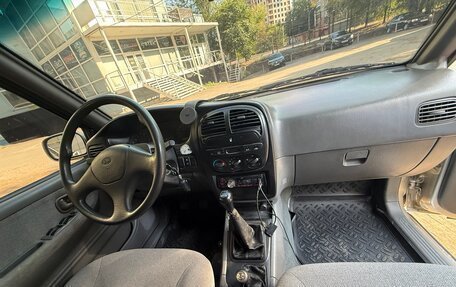 KIA Sportage IV рестайлинг, 2004 год, 450 000 рублей, 8 фотография