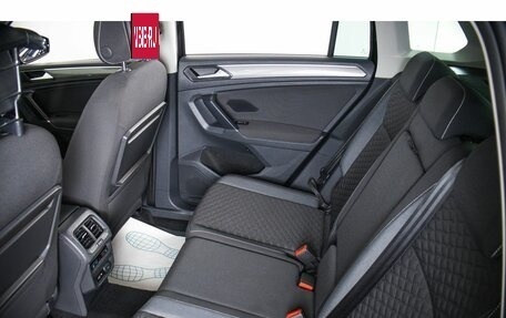 Volkswagen Tiguan II, 2018 год, 2 299 000 рублей, 9 фотография