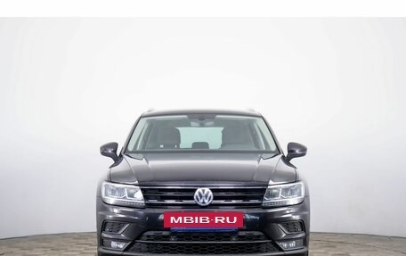 Volkswagen Tiguan II, 2018 год, 2 299 000 рублей, 2 фотография