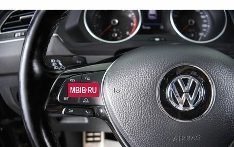 Volkswagen Tiguan II, 2018 год, 2 299 000 рублей, 15 фотография