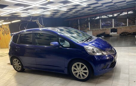 Honda Fit III, 2009 год, 530 000 рублей, 2 фотография
