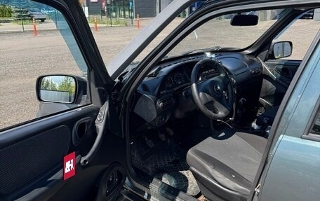 Chevrolet Niva I рестайлинг, 2011 год, 410 000 рублей, 6 фотография