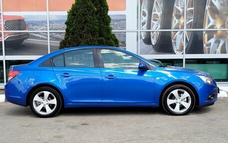 Chevrolet Cruze II, 2011 год, 900 000 рублей, 4 фотография