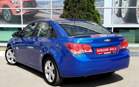 Chevrolet Cruze II, 2011 год, 900 000 рублей, 7 фотография