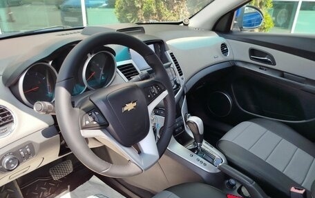 Chevrolet Cruze II, 2011 год, 900 000 рублей, 22 фотография