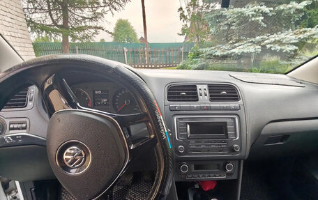 Volkswagen Polo VI (EU Market), 2016 год, 1 007 000 рублей, 11 фотография