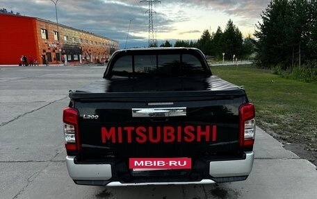 Mitsubishi L200 IV рестайлинг, 2022 год, 2 300 000 рублей, 2 фотография