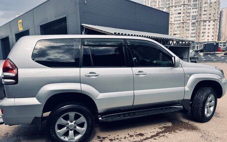 Toyota Land Cruiser Prado 120 рестайлинг, 2007 год, 1 790 000 рублей, 10 фотография