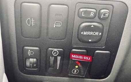 Toyota Land Cruiser Prado 120 рестайлинг, 2007 год, 1 790 000 рублей, 16 фотография