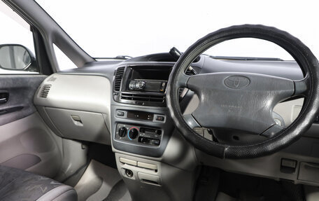 Toyota Nadia, 2000 год, 629 000 рублей, 7 фотография