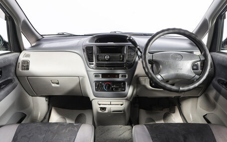Toyota Nadia, 2000 год, 629 000 рублей, 8 фотография