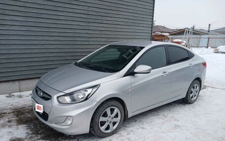 Hyundai Solaris II рестайлинг, 2012 год, 700 000 рублей, 2 фотография